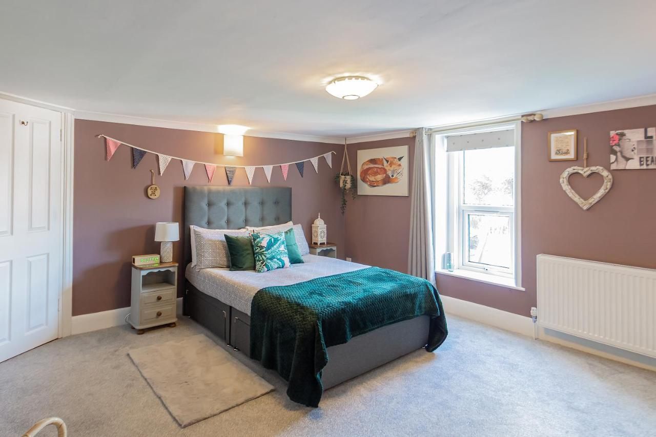 Spacious Split Level Flat In Great Location Portsmouth Exterior photo